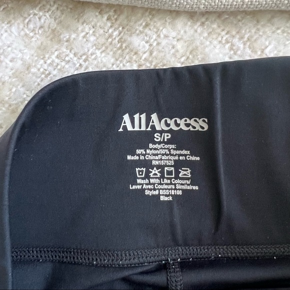 Bandier All Access Center Stage 9” Biker Short - Picture 4 of 6